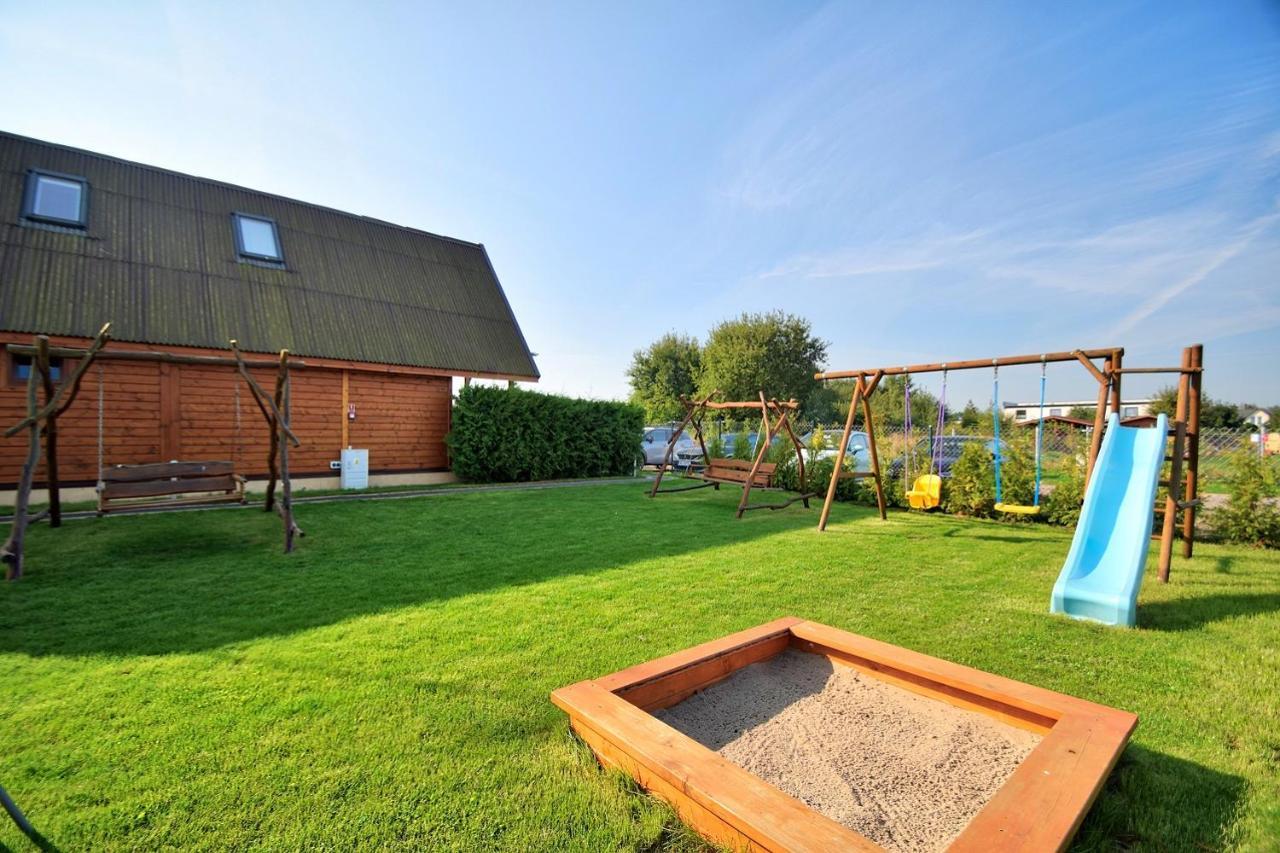 Radison Houses With A Garden- 800M To The Sea Domki Z Ogrodkiem Radison Domki 800M Do Plazy 梅尔诺 外观 照片